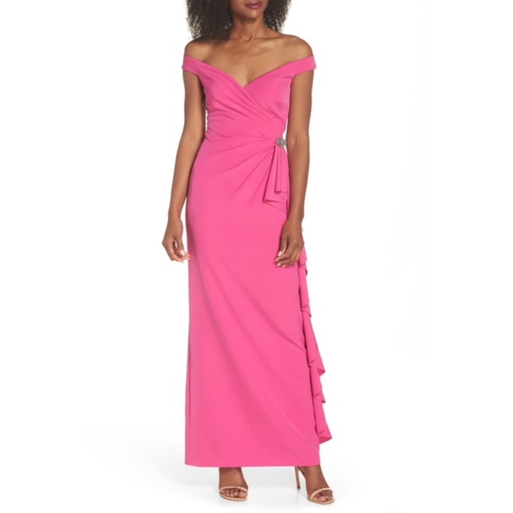 Vince Camuto Laguna Off-the-Shoulder Scuba Gown - Picture 3 of 4